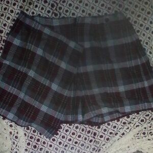 Plaid High-Waist Shorts in Black and Teal